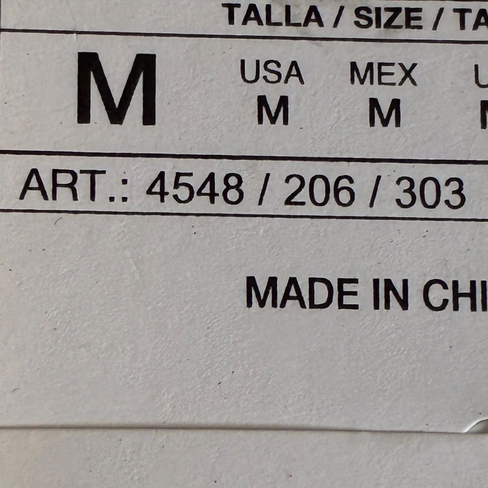 NWT. Zara Golden Two Pack of Rigid Metal Bracelets. - Picture 6 of 8